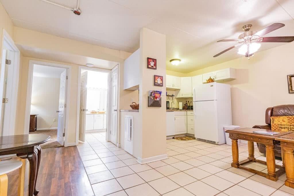 2-Bed, 1-Bath Apartment Near I-24, Great Location Chattanooga Exterior photo